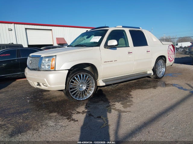 2005 CADILLAC ESCALADE EXT 3GYEK62N25G243446 Photo 1
