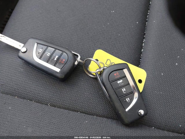 JTDB4MEE0RJ016215 Toyota COROLLA LE