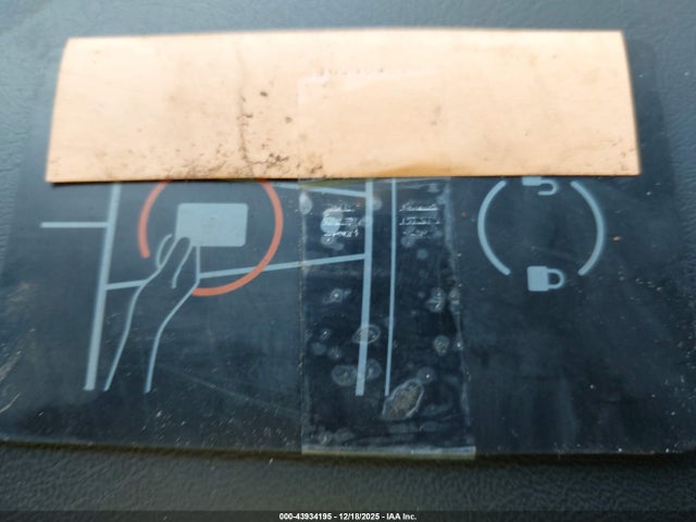 2024 TESLA MODEL Y 7SAYGDEE6RA239156 Photo 10