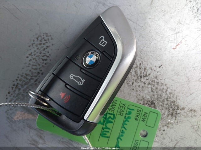 Продаж на аукціоні авто 2019 Bmw X3 Sdrive30i, vin: 5UXTR7C59KLE88290, номер лоту: 43934197