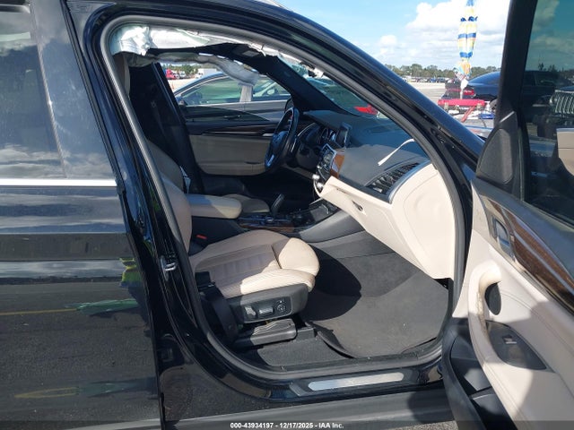 Продаж на аукціоні авто 2019 Bmw X3 Sdrive30i, vin: 5UXTR7C59KLE88290, номер лоту: 43934197