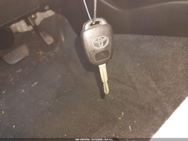 3TMCZ5AN1GM020808 Toyota Tacoma Sr V6