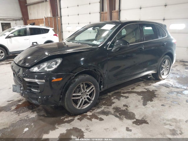 2016 PORSCHE CAYENNE WP1AA2A25GLA02461 Photo 1