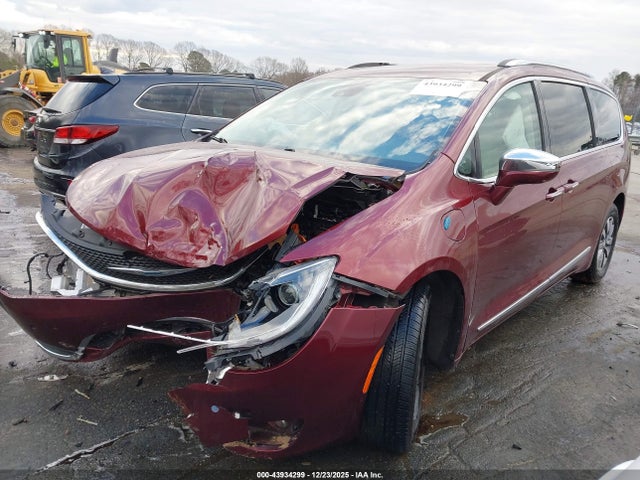 2020 CHRYSLER PACIFICA HYBRID 2C4RC1N72LR251154 Photo 1