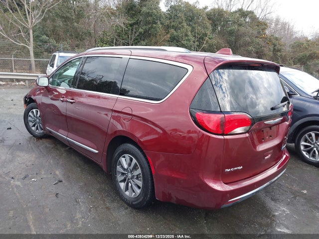 2020 CHRYSLER PACIFICA HYBRID 2C4RC1N72LR251154 Photo 2