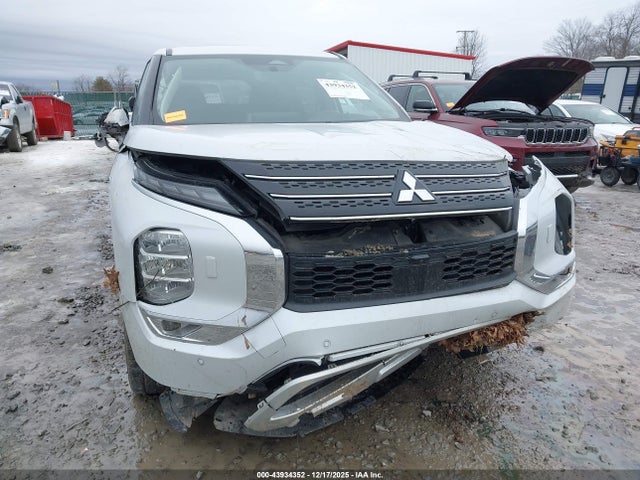 2023 MITSUBISHI OUTLANDER JA4J4UA87PZ060250 Photo 5