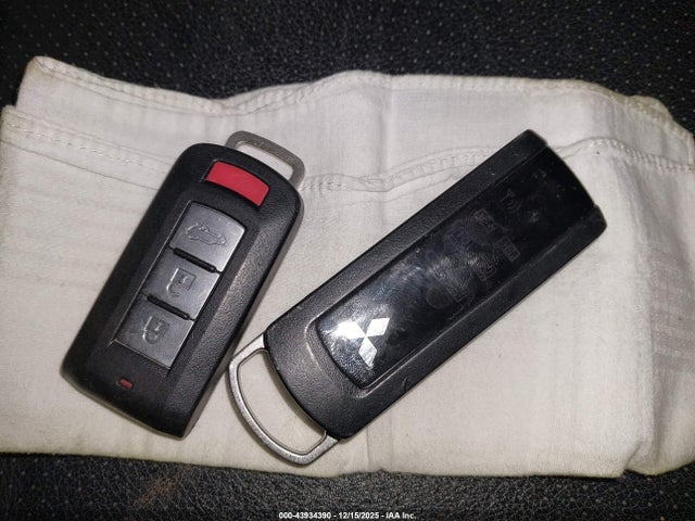 2014 MITSUBISHI OUTLANDER JA4AZ3A32EZ019781 Photo 10