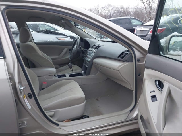 43934437 :رقم المزاد ، 4T1BE46K77U648766 vin ، 2007 Toyota Camry Le مزاد بيع