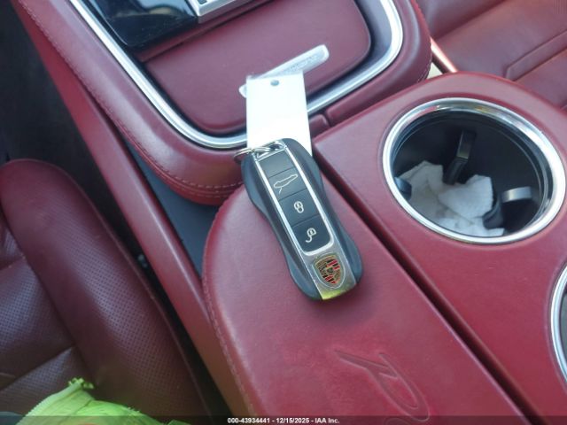 2018 PORSCHE PANAMERA WP0AB2A76JL135151 Photo 10