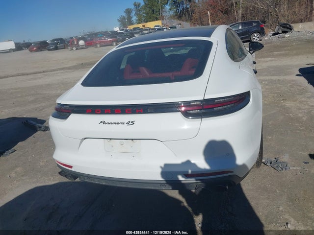 WP0AB2A76JL135151 Porsche Panamera 4s