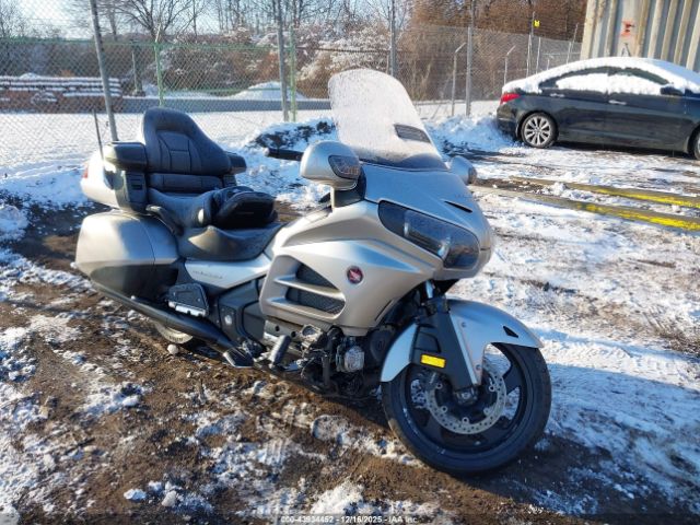 2016 HONDA GL1800 JH2SC68G3GK401102