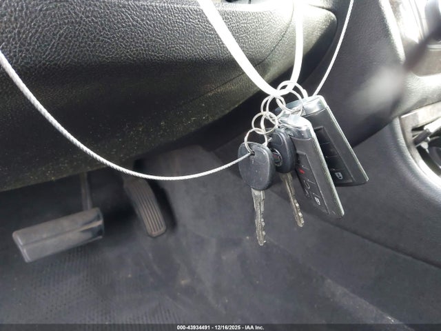 2010 CADILLAC DTS 1G6KD5EY4AU137643 Photo 10