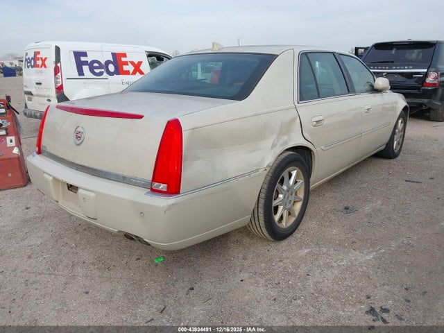 2010 CADILLAC DTS 1G6KD5EY4AU137643 Photo 3