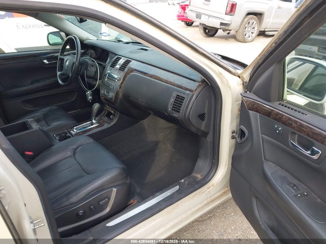 2010 CADILLAC DTS 1G6KD5EY4AU137643 Photo 4