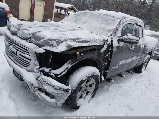 2020 RAM 1500 1C6SRFBT6LN280269 Photo 1