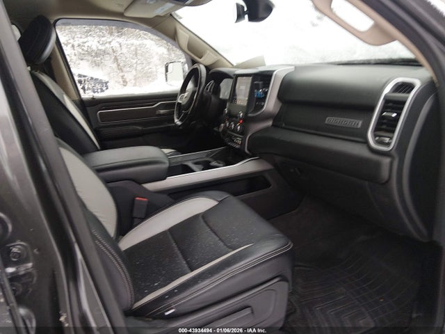 2020 RAM 1500 1C6SRFBT6LN280269 Photo 4