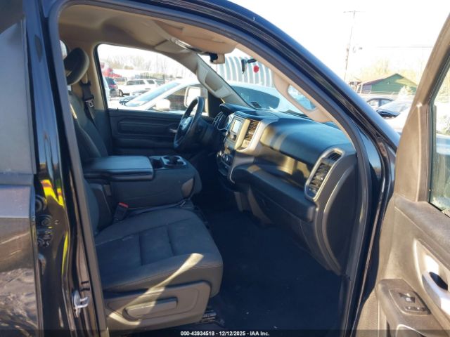 2019 RAM 1500 1C6SRFCTXKN597789 Photo 4