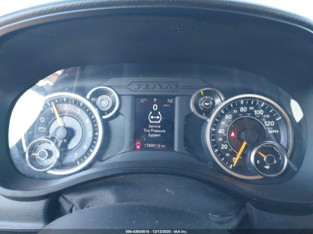 2019 RAM 1500 1C6SRFCTXKN597789 Photo 6