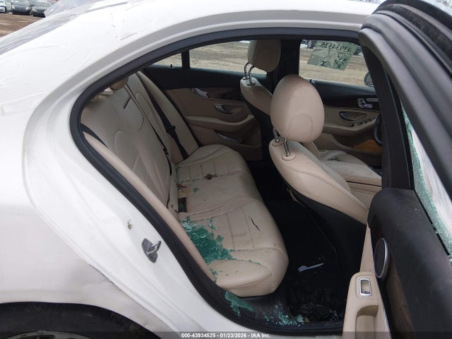 Aukcja sprzedaży 2018 Mercedes-benz C 300 4matic, vin: 55SWF4KB8JU257228, numer aukcji: 43934525