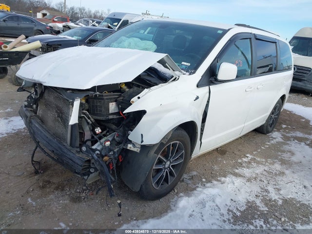 Продаж на аукціоні авто 2018 Dodge Grand Caravan Sxt, vin: 2C4RDGCG3JR304251, номер лоту: 43934570