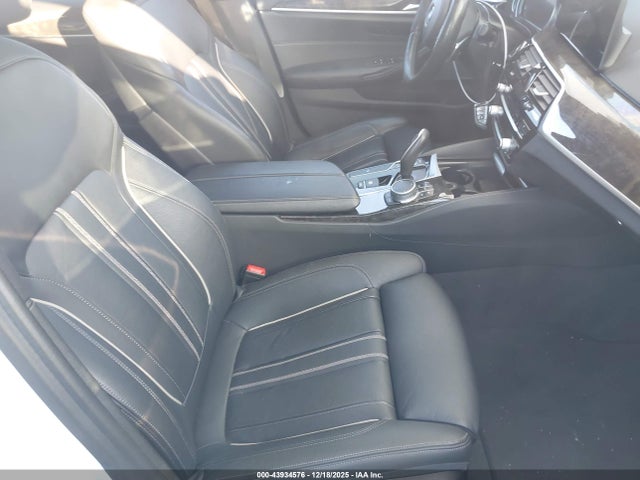 2017 BMW 540I WBAJE7C35HG479441 Photo 4