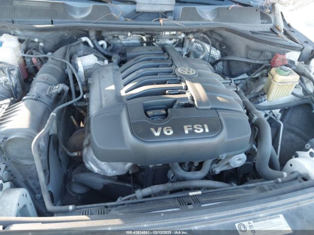 2011 VOLKSWAGEN TOUAREG WVGFF9BP1BD001382 Photo 9