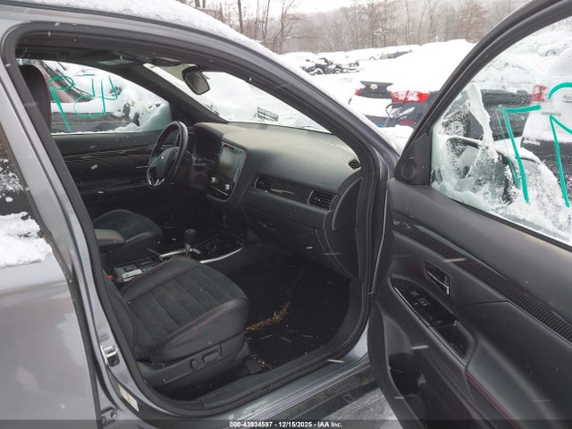 2020 MITSUBISHI OUTLANDER JA4AD3A32LZ041128 Photo 4