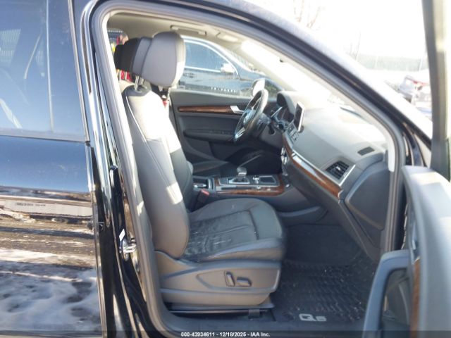 2018 AUDI Q5 WA1ANAFY0J2012089 Photo 4