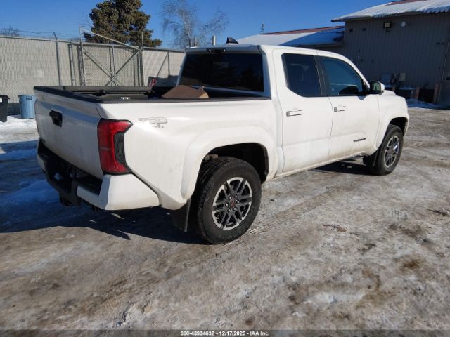 2024 TOYOTA TACOMA 3TMLB5JN5RM048389 Photo 3