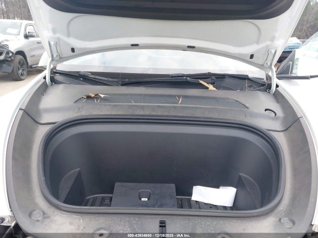 2021 TESLA MODEL Y 5YJYGAEE9MF255004 Photo 9