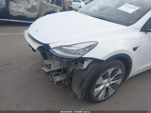 5YJYGAEE9MF255004 Tesla Model Y Long Range Dual Motor All-wheel Drive