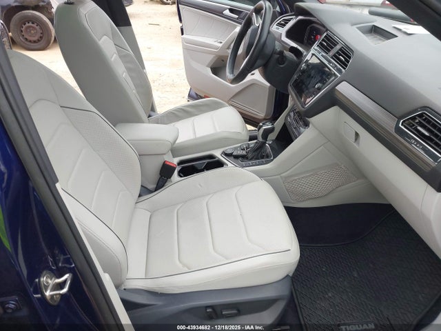 2022 VOLKSWAGEN TIGUAN 3VV4B7AX1NM069415 Photo 4