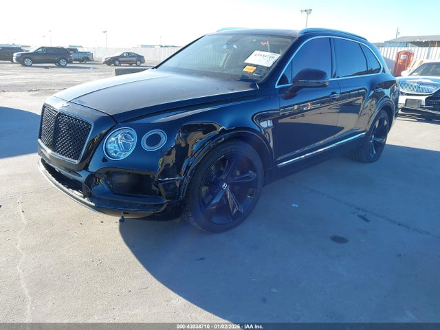 2017 BENTLEY BENTAYGA SJAAC2ZV4HC015750 Photo 1