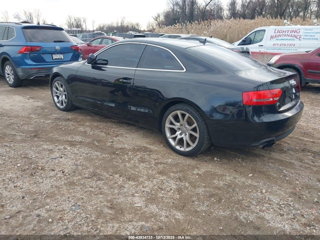2012 AUDI A5 WAULFAFR9CA001828 Photo 2