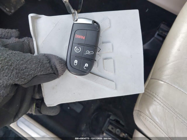 2014 Jeep Grand Cherokee Limited მანქანა იყიდება აუქციონზე, vin: 1C4RJFBG4EC377292, აუქციონის ნომერი: 43934773
