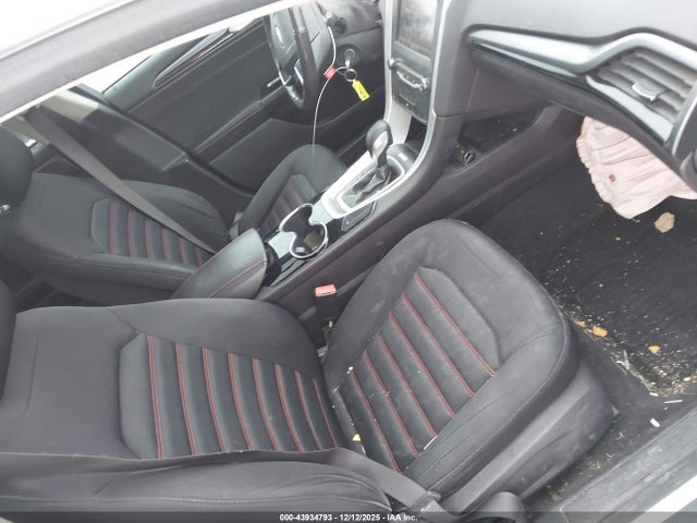 3FA6P0H72ER183177 Ford FUSION SE