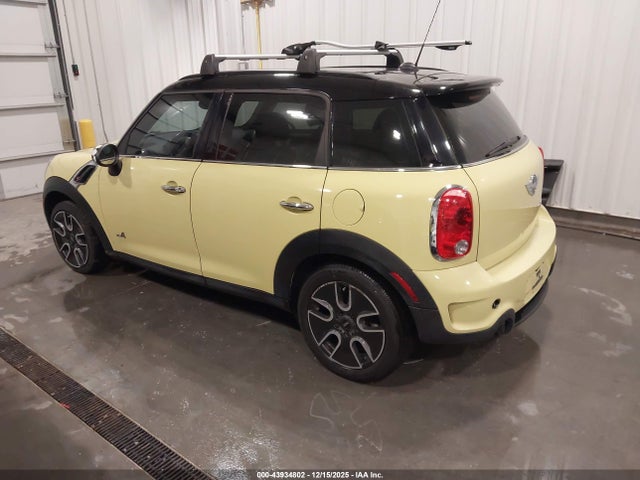 2012 MINI COOPER S COUNTRYMAN WMWZC5C55CWL56090 Photo 2