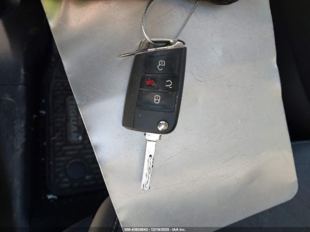 2021 VOLKSWAGEN TIGUAN 3VV1B7AXXMM130942 Photo 10