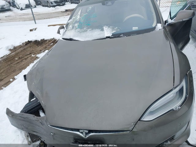 2016 TESLA MODEL S 5YJSA1E27GF143285 Photo 9