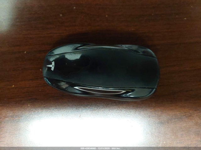 2016 TESLA MODEL S 5YJSA1E27GF143285 Photo 10