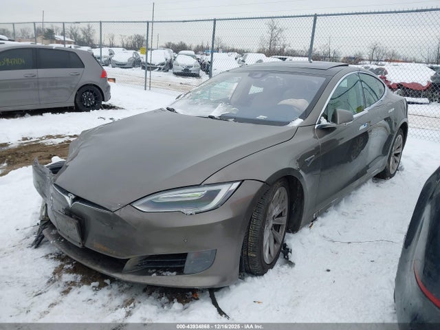 2016 TESLA MODEL S 5YJSA1E27GF143285 Photo 1