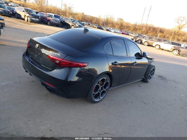 ZARFAMBN6P7667847 Alfa Romeo Giulia Veloce Rwd