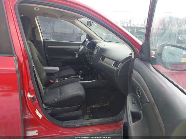 2017 MITSUBISHI OUTLANDER JA4AZ2A30HZ068430 Photo 4