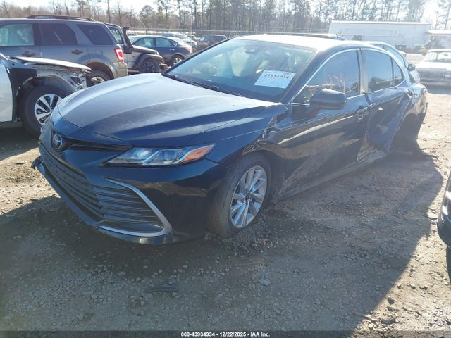 4T1C11AK5MU569937 Toyota CAMRY LE