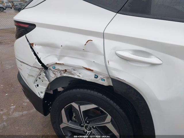 5NMJF3AE9NH057318 Hyundai TUCSON SEL