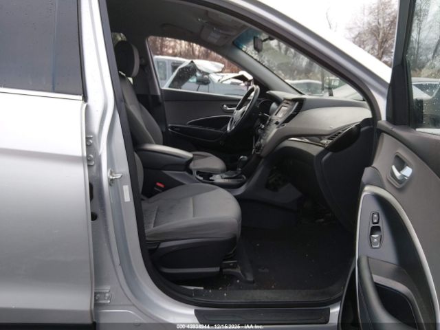 2017 HYUNDAI SANTA FE SPORT 5XYZTDLB4HG440165 Photo 4