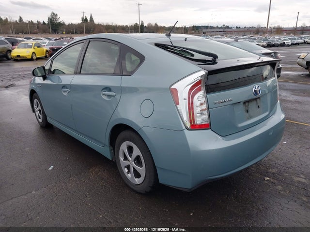 JTDKN3DU9F1911410 Toyota Prius Two