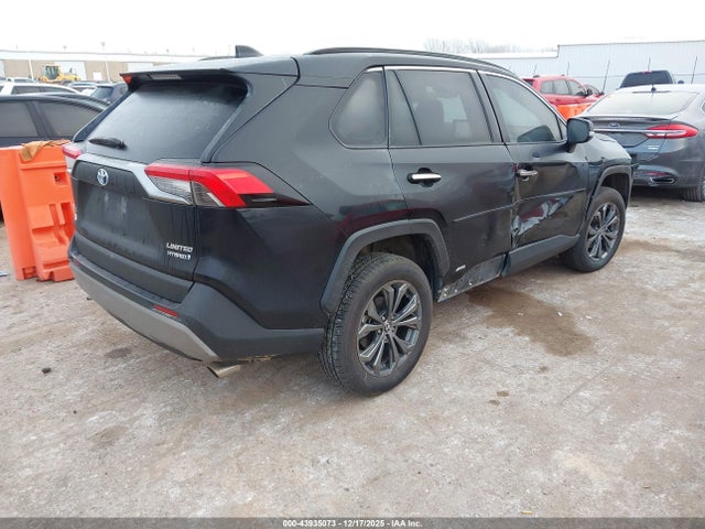 2022 TOYOTA RAV4 HYBRID 4T3D6RFV9NU067433 Photo 3