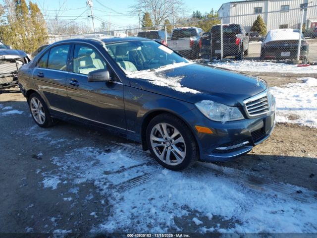 2014 MERCEDES-BENZ C 250 WDDGF4HBXEA953039