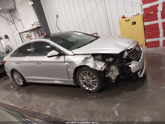 Hyundai Sonata Limited 2015 5NPE34AF0FH172631 Image 13